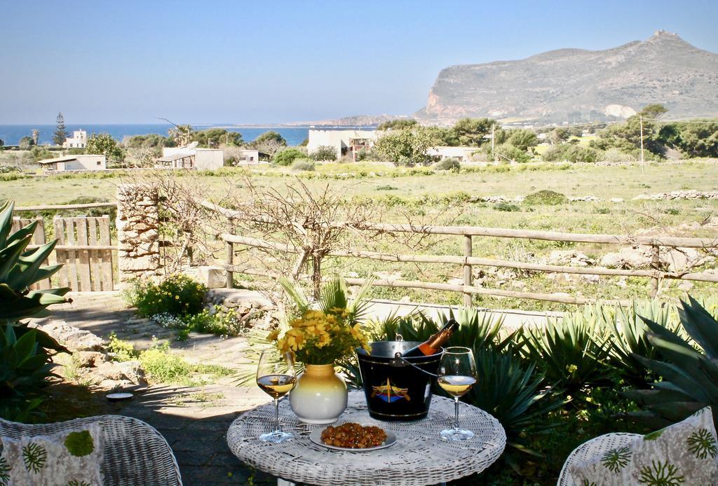 Гостевой дом Il Giardino Delle Aloe Фавиньяна Экстерьер фото