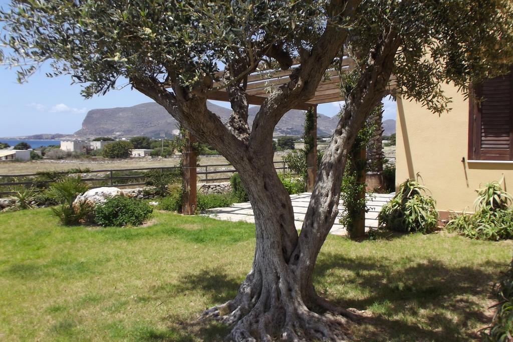 Гостевой дом Il Giardino Delle Aloe Фавиньяна Экстерьер фото